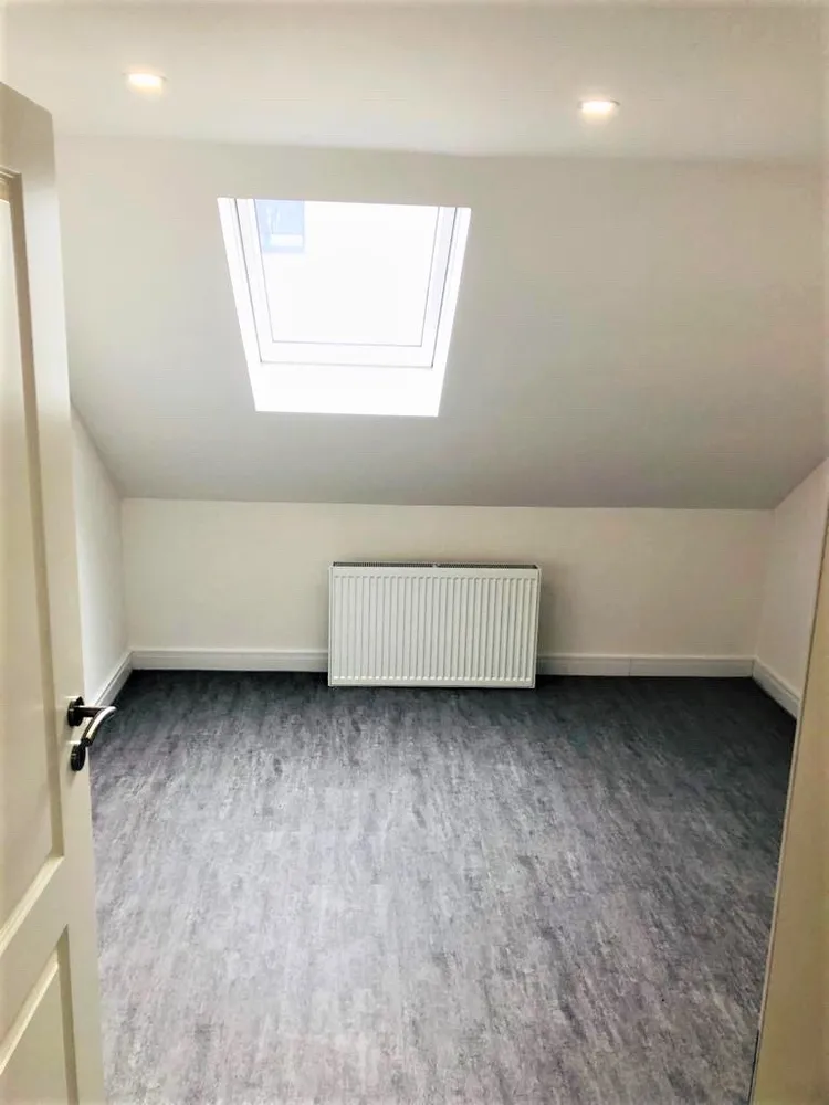 2 Zimmer Wohnung mit 74 m² in Saarbrücken – Bild 3