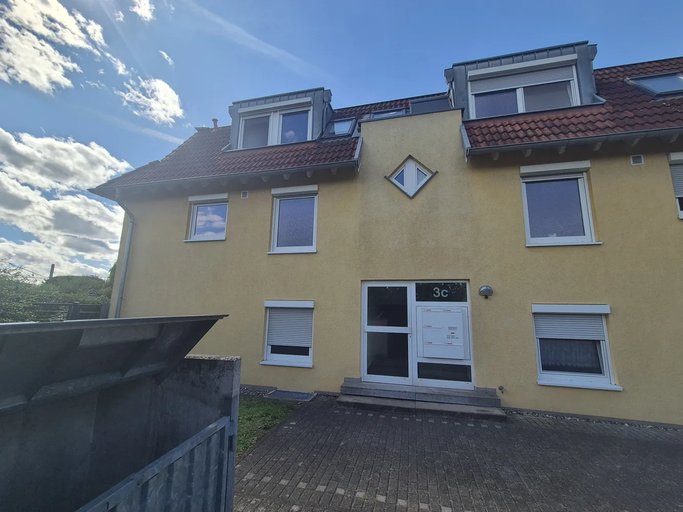 2 Zimmer Wohnung mit 70 m² in Köln – Bild 1