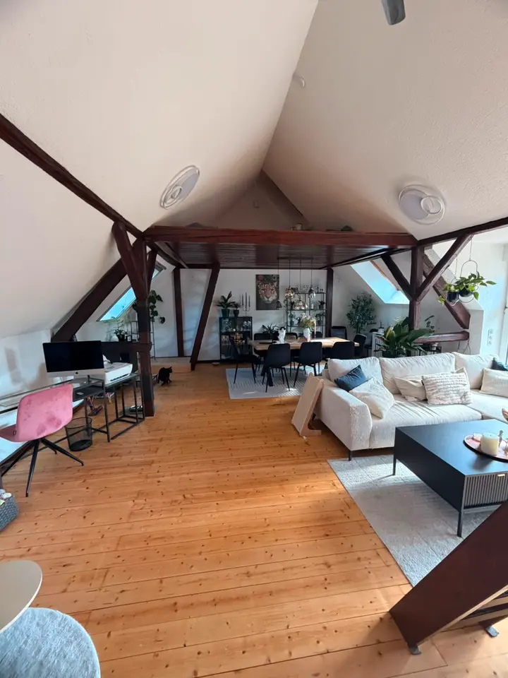 5 Zimmer Wohnung mit 130 m² in Magdeburg – Bild 2