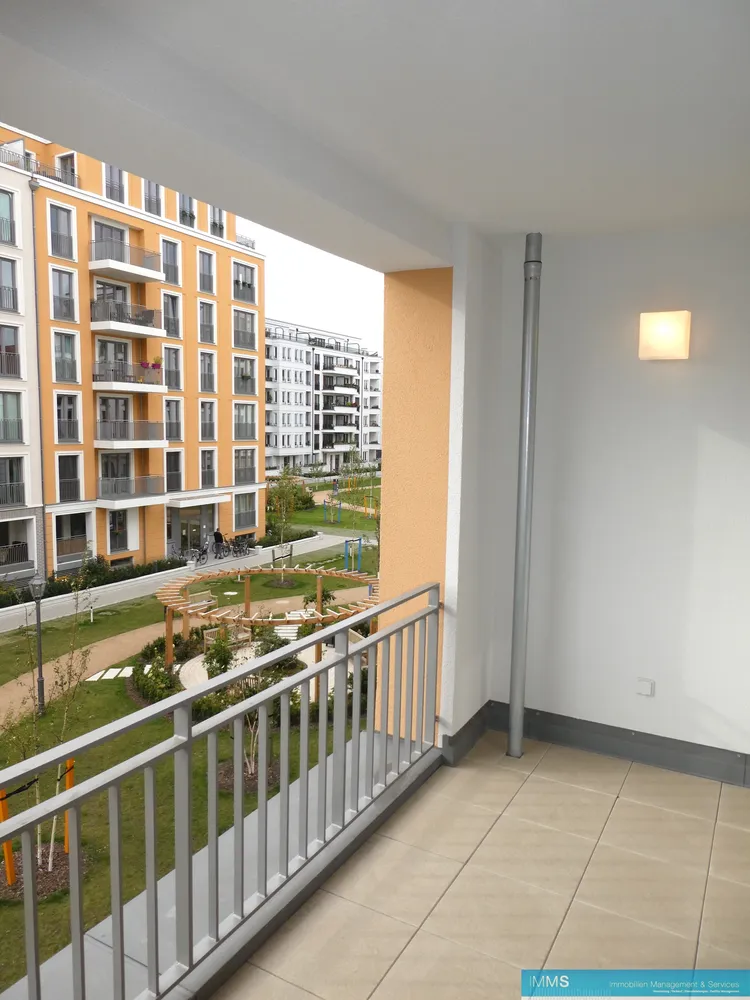 2 Zimmer Wohnung mit 71 m² in Berlin – Bild 6
