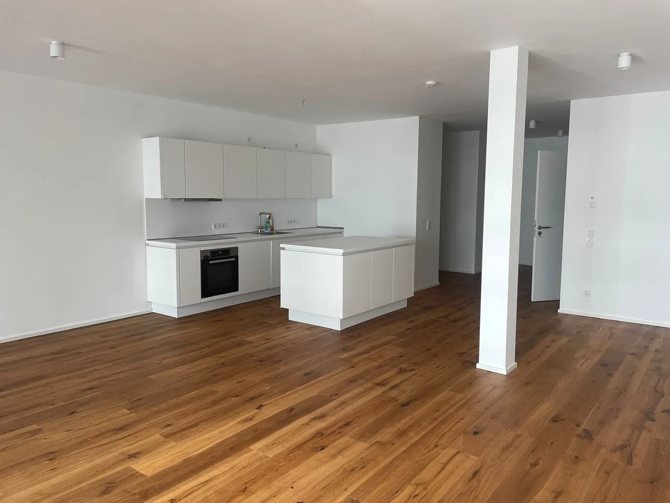 4 Zimmer Wohnung mit 130 m² in Düsseldorf – Bild 5