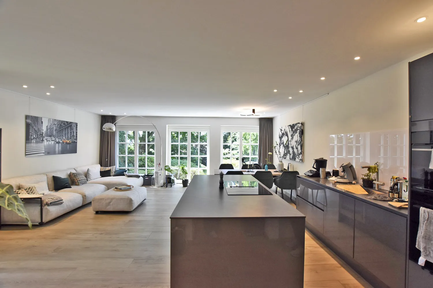 2 Zimmer Wohnung mit 86 m² in Essen – Bild 1