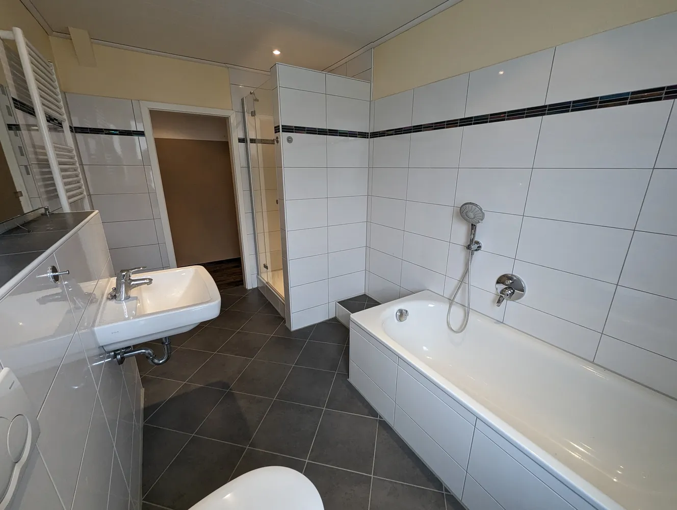 2 Zimmer Wohnung mit 52 m² in Bremen – Bild 2