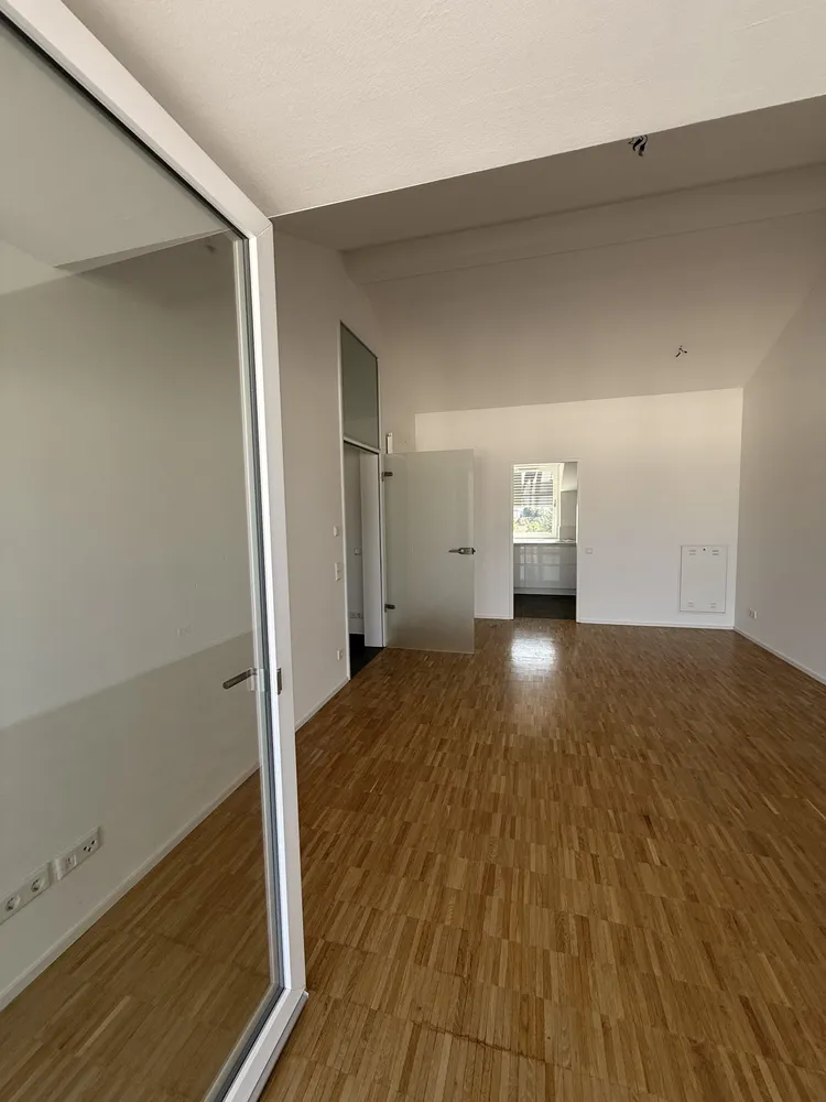 2 room apartment with 60 m² in Düsseldorf – Photo 3