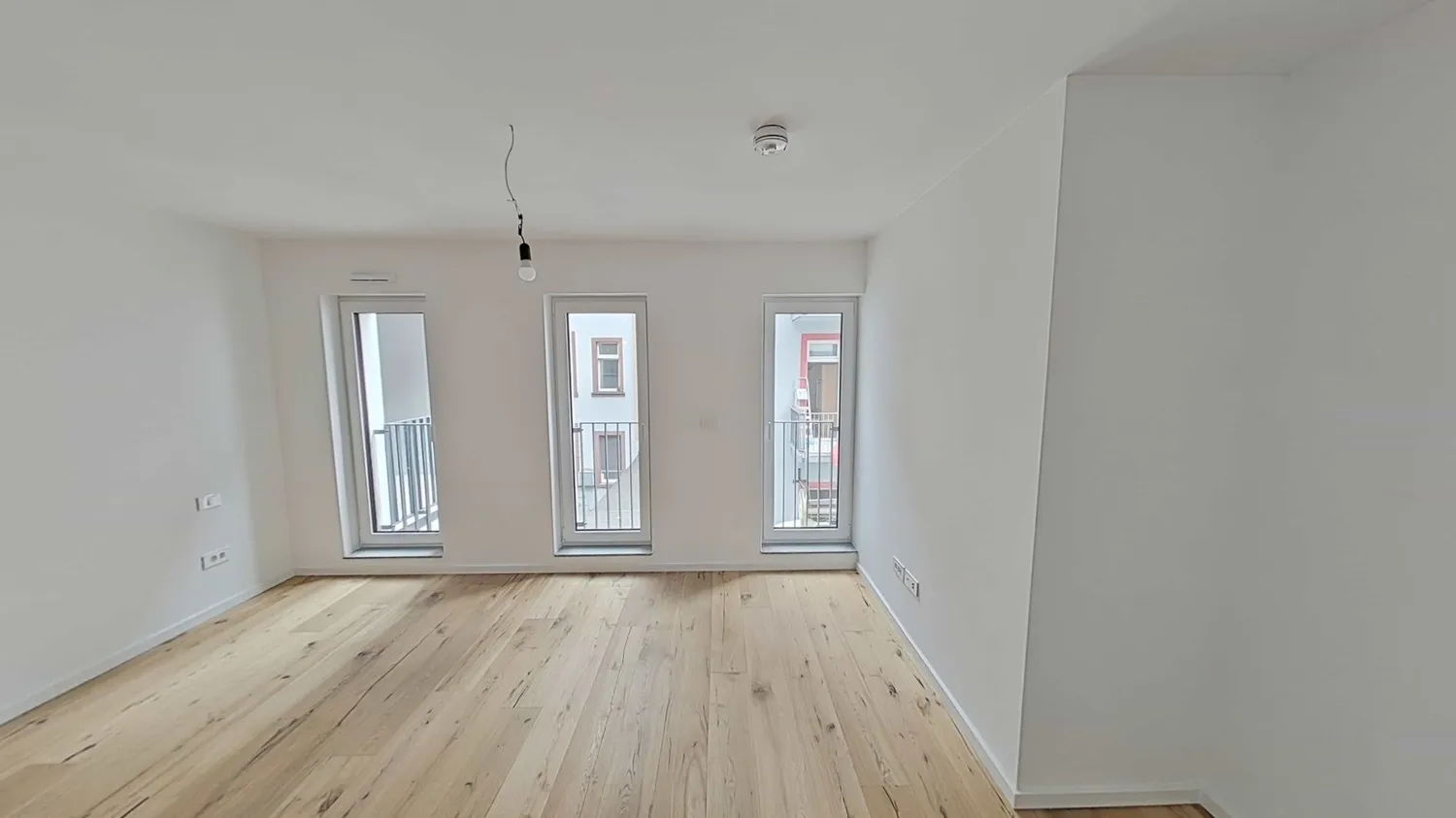 4 Zimmer Wohnung mit 100 m² in Frankfurt am Main – Bild 3