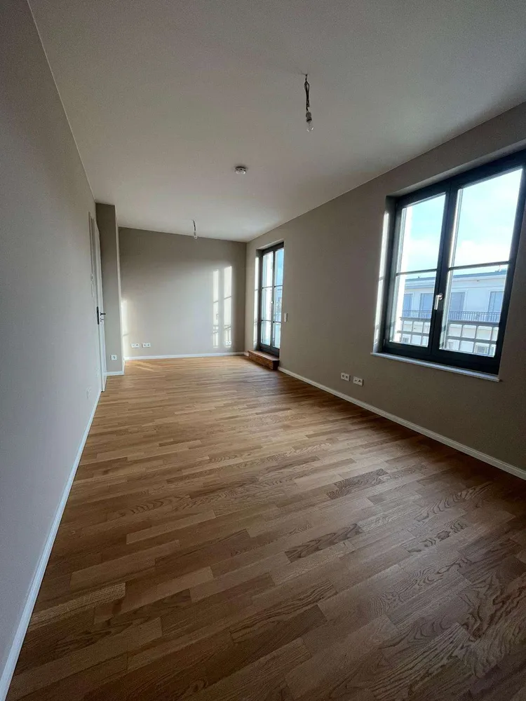 2 Zimmer Wohnung mit 72 m² in Berlin – Bild 2