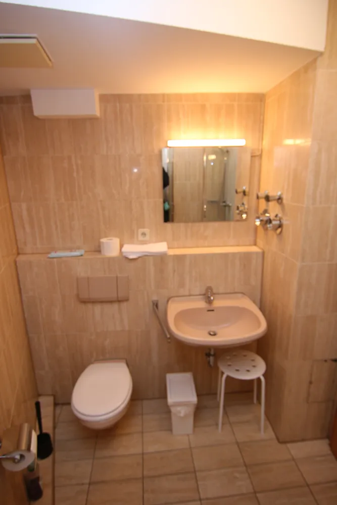 1 Zimmer Wohnung mit 36 m² in Düsseldorf – Bild 9