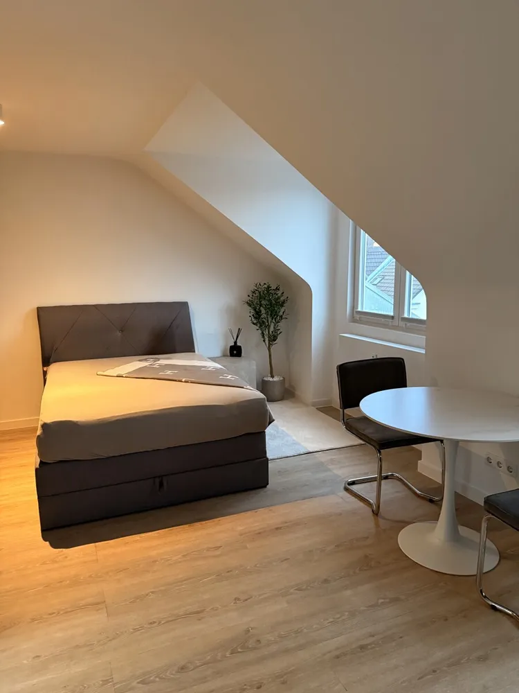 1 Zimmer Wohnung mit 30 m² in Köln – Bild 1