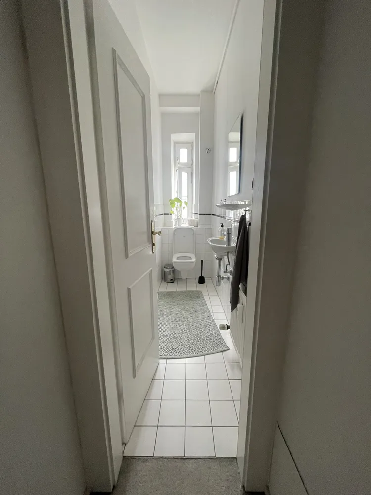 4 Zimmer Wohnung mit 100 m² in München – Bild 4