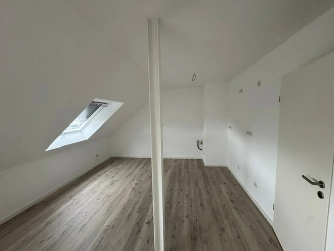 3 Zimmer Wohnung mit 81 m² in Köln – Bild 3