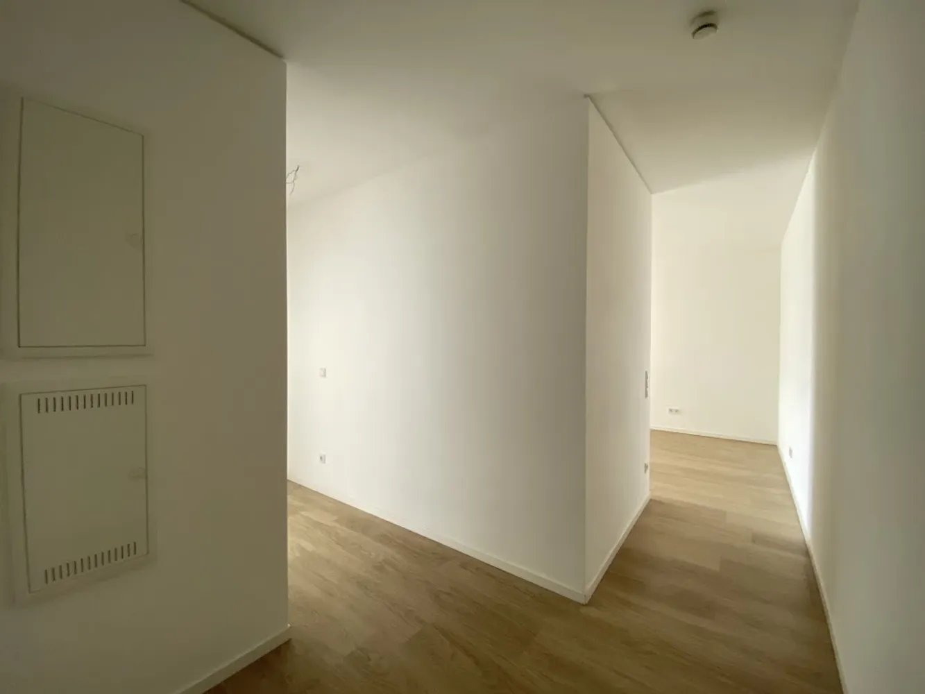 2 Zimmer Wohnung mit 60 m² in Berlin – Bild 7