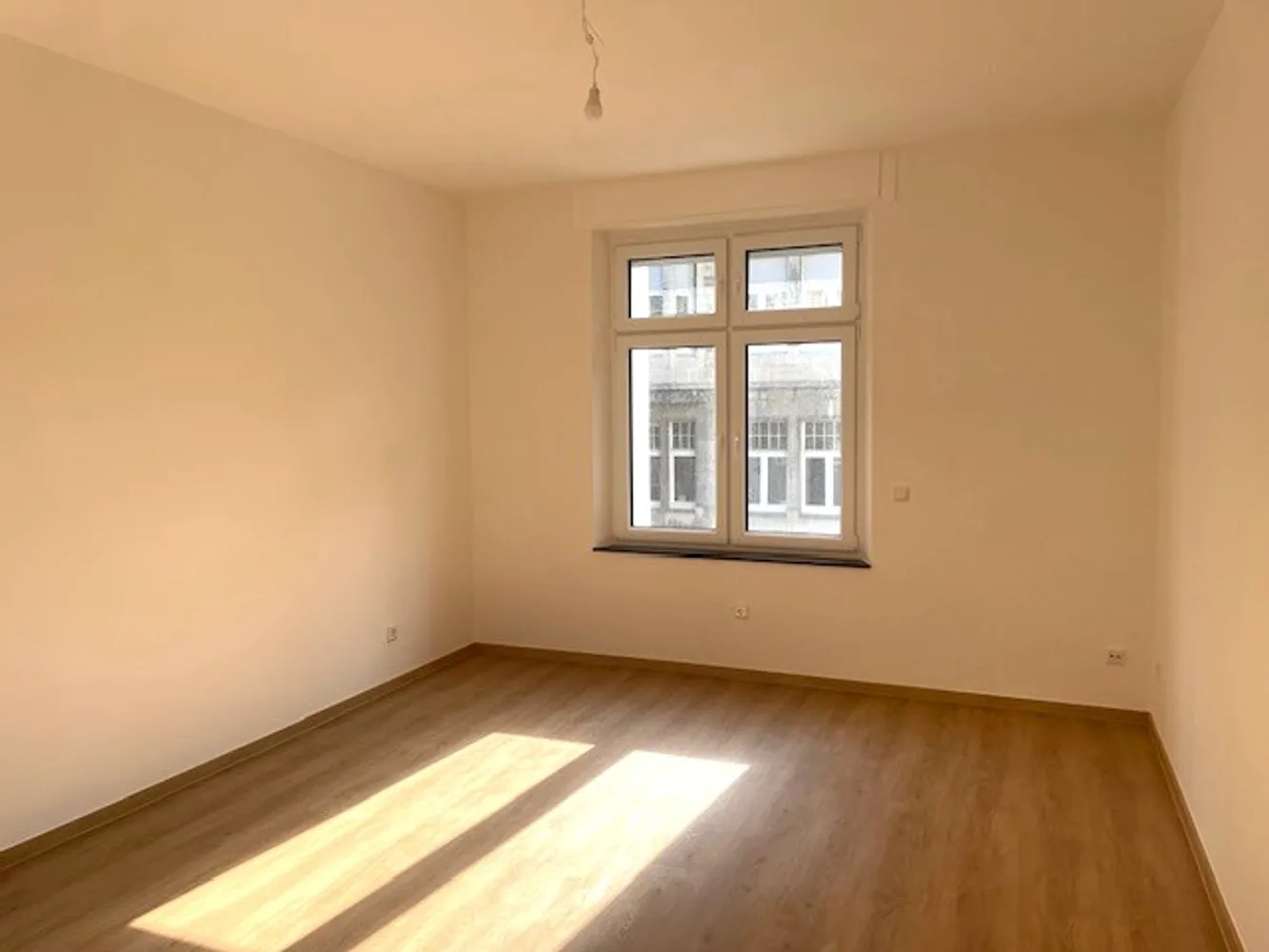 5 Zimmer Wohnung mit 119 m² in Mönchengladbach – Bild 3