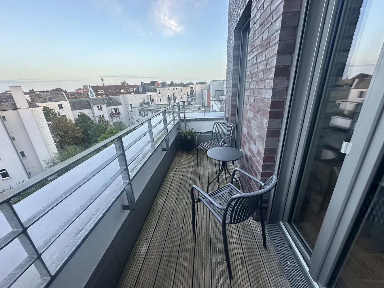 2 Zimmer Wohnung mit 97 m² in Hamburg – Bild 9