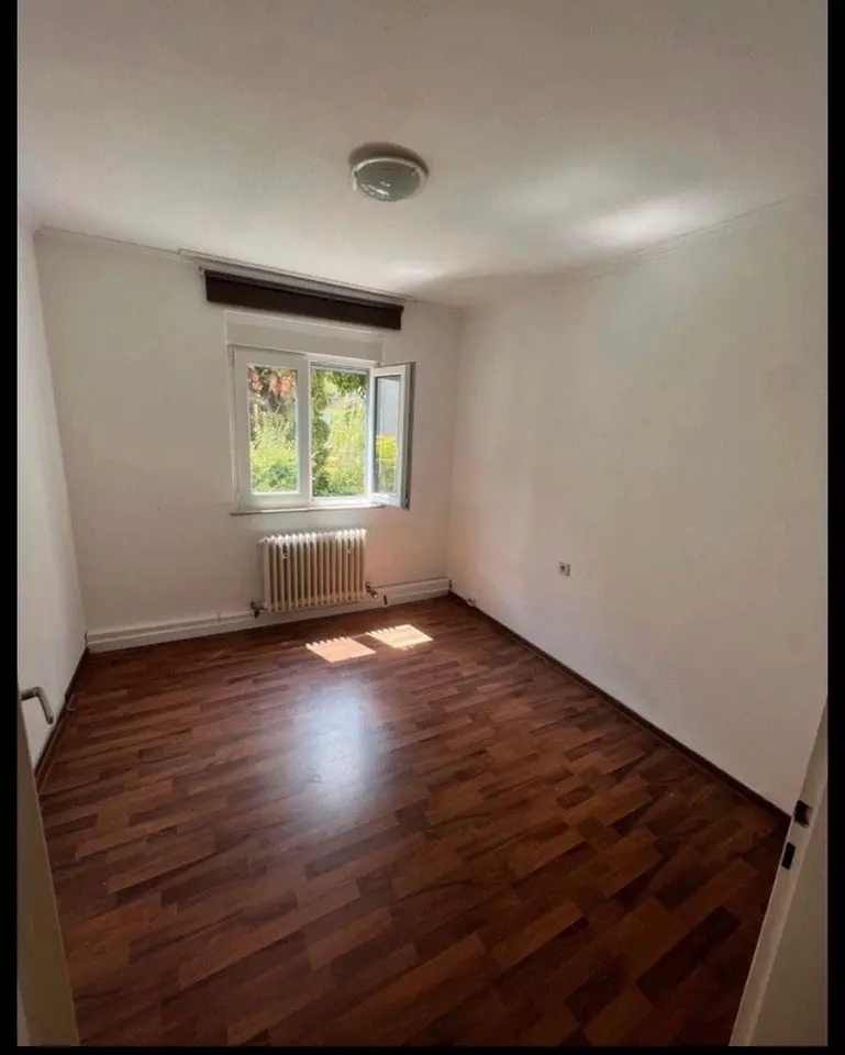 Shared room with 20 m² in Stuttgart – Photo 2