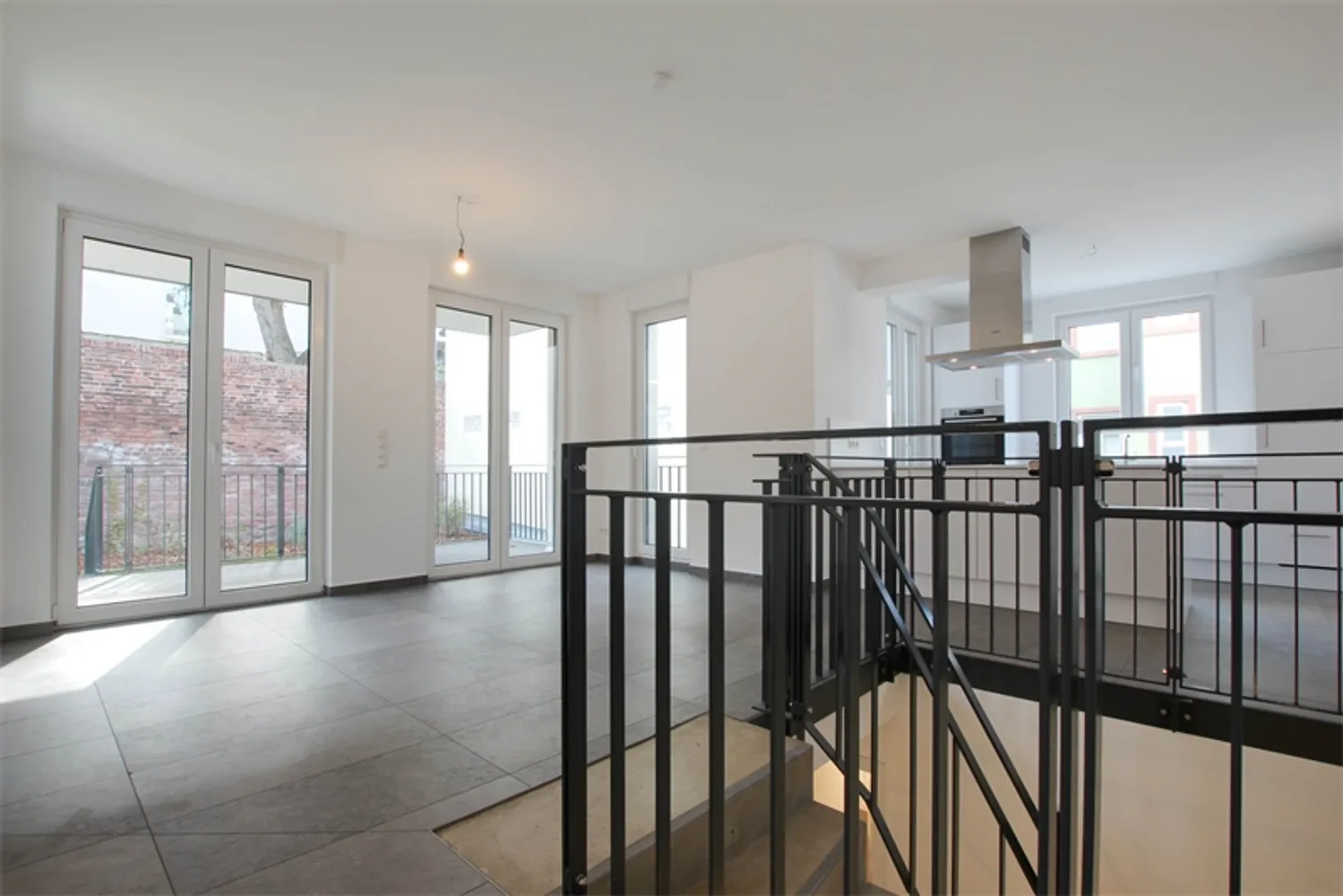 4 Zimmer Wohnung mit 145 m² in Frankfurt am Main – Bild 3