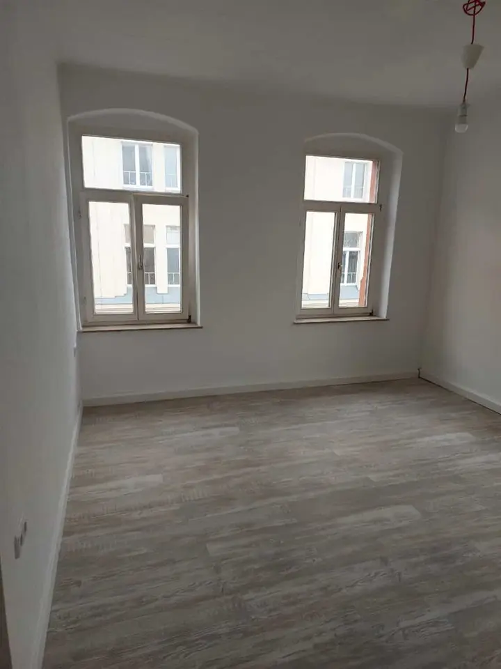 4 Zimmer Wohnung mit 101 m² in Limbach-Oberfrohna – Bild 8
