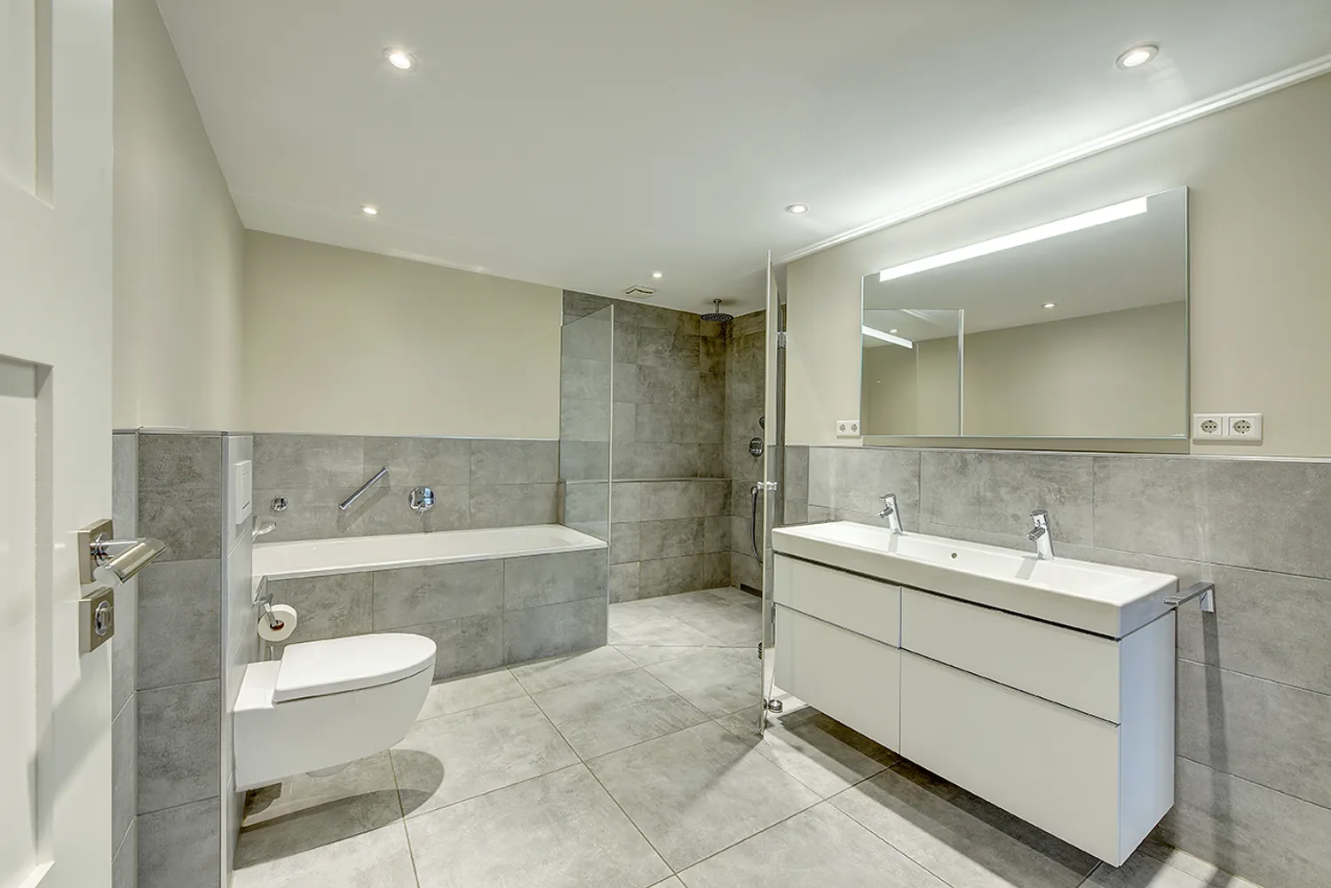 4 Zimmer Wohnung mit 234 m² in Düsseldorf – Bild 9