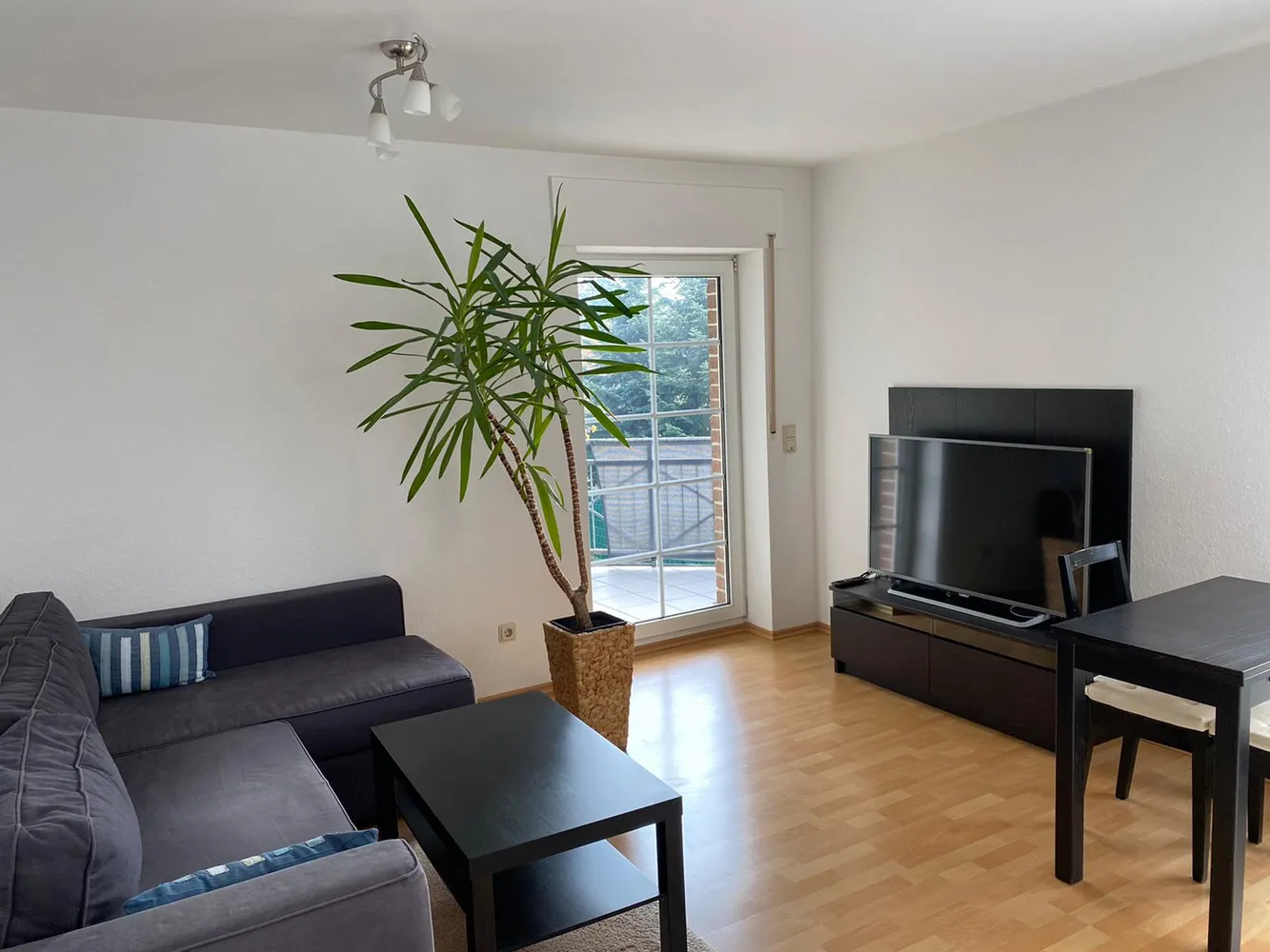 2 Zimmer Wohnung mit 37 m² in Neuss – Bild 1
